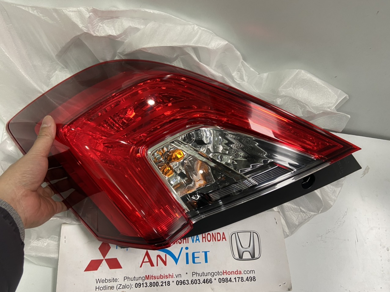 Đèn lái sau xe Honda CIVIC 2020